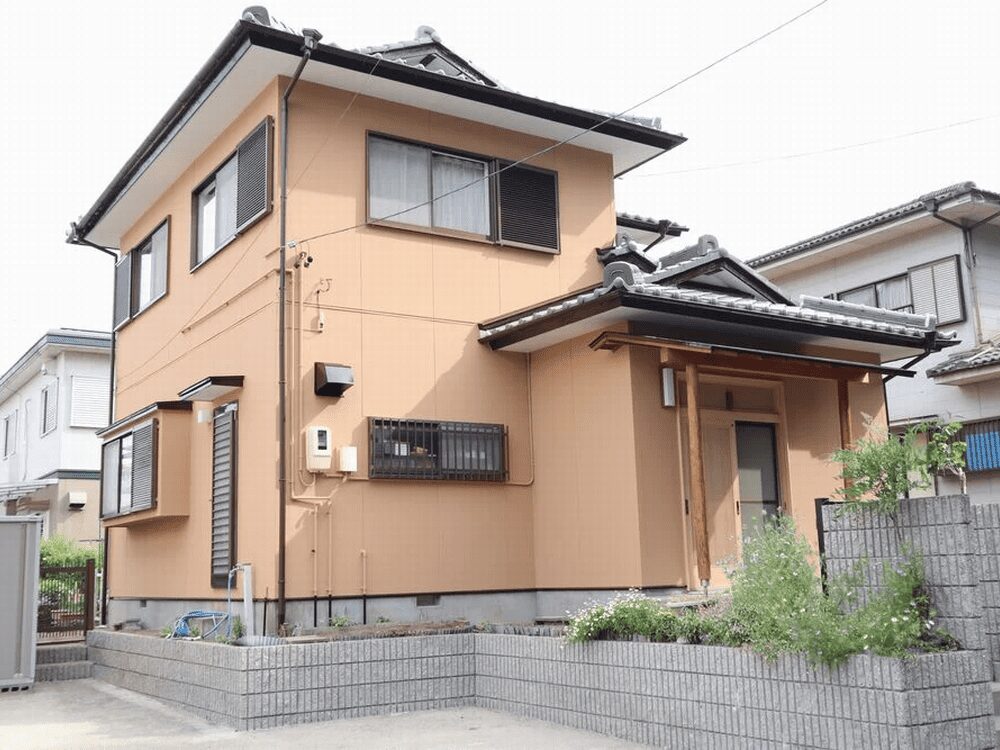 鈴鹿市の外壁塗装をリペイント匠が施工した写真