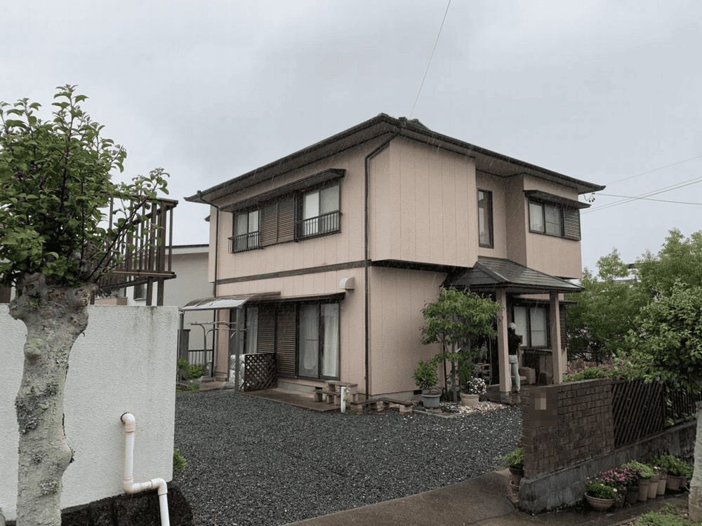伊勢市の外壁塗装、屋根工事をリペイント匠が施工した写真