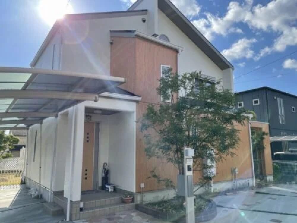 津市の外壁塗装をリペイント匠が施工した写真