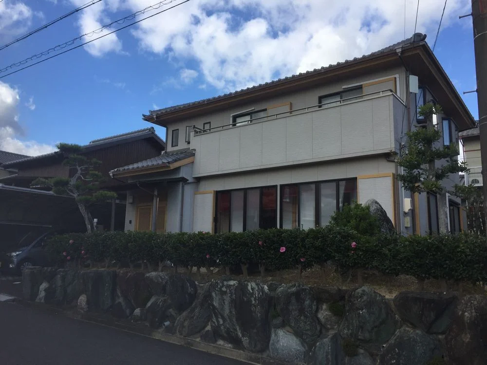 津市の外壁塗装をリペイント匠が施工した写真