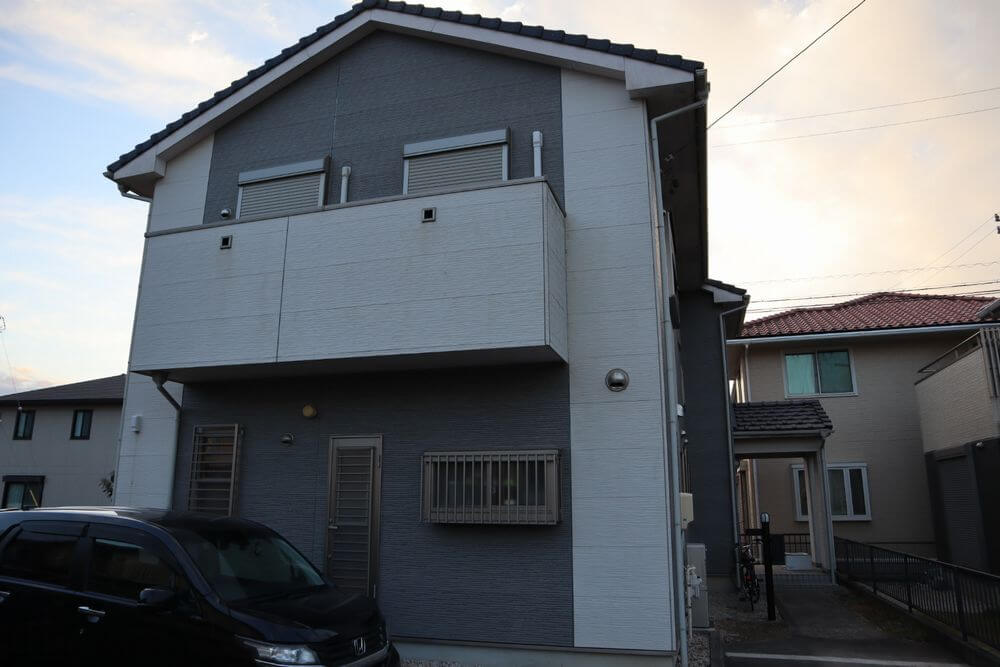 施工前 1 (8) (1) リペイント匠:三重県鈴鹿市岡田O様邸【外壁塗装】フッ素