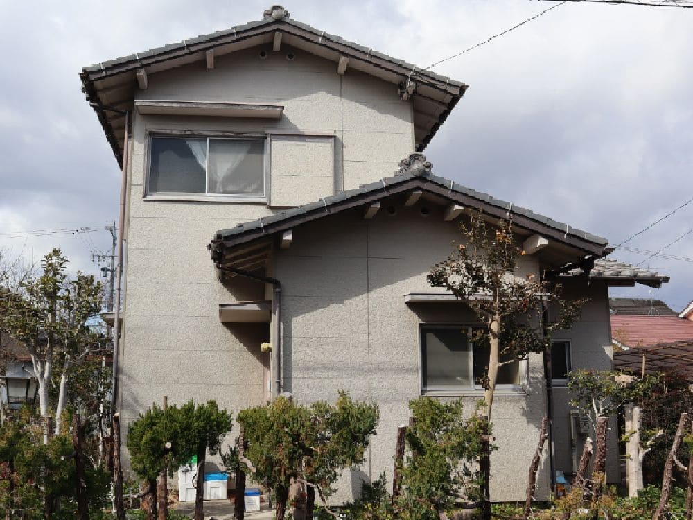 鈴鹿市の外壁塗装をリペイント匠が施工した写真