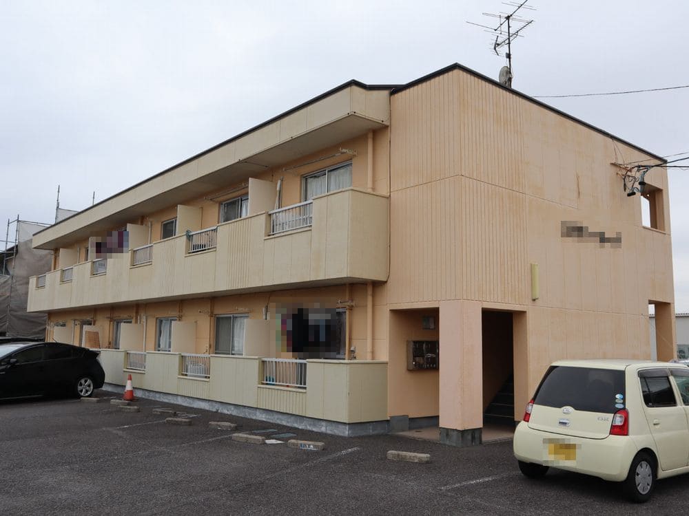 鈴鹿市の外壁塗装、屋根塗装をリペイント匠が施工した写真