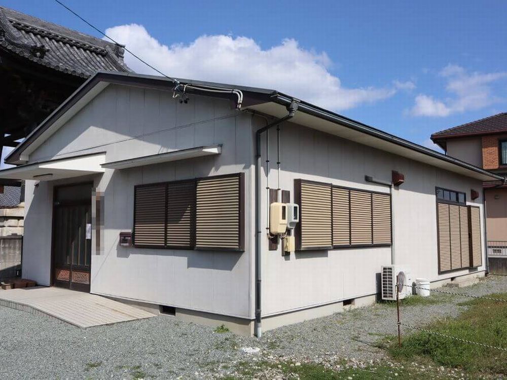 鈴鹿市の外壁塗装をリペイント匠が施工した写真