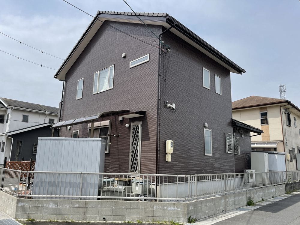 鈴鹿市の外壁塗装をリペイント匠が施工した写真