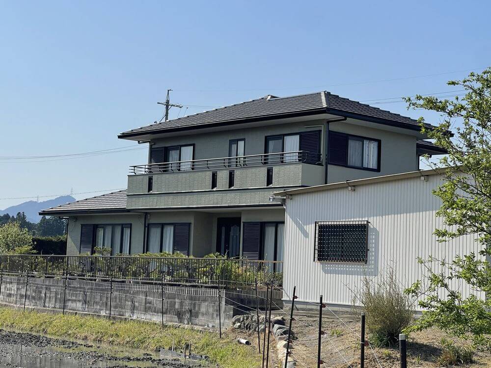 津市　外壁塗装　リペイント匠