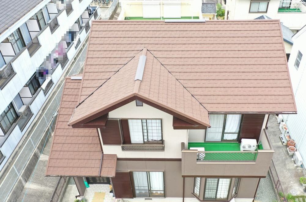 鈴鹿市の外壁塗装、屋根カバー工事をリペイント匠が施工した写真