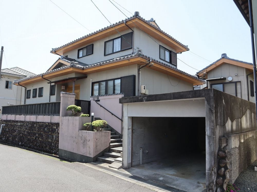 施工前 2 津市 外壁塗装 リペイント匠