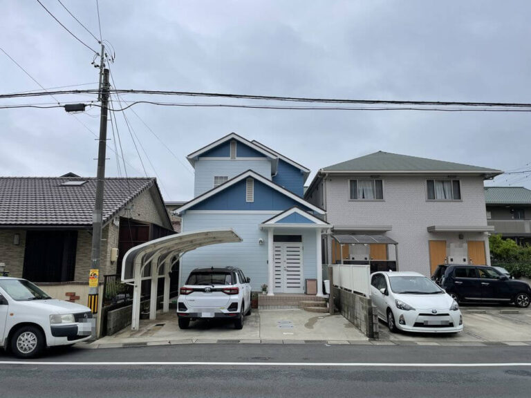津市｜ブルー2色で爽やかに｜色もとても気に入りました、新築のようです