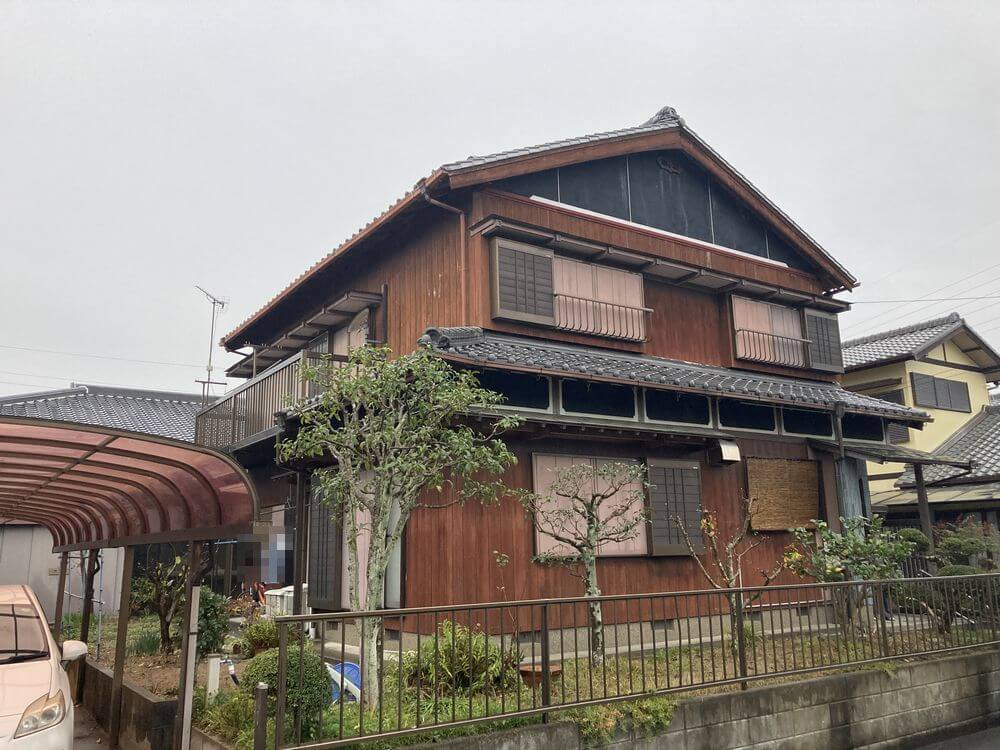 施工前 2 (4) (1) 松阪市 外壁塗装 リペイント匠