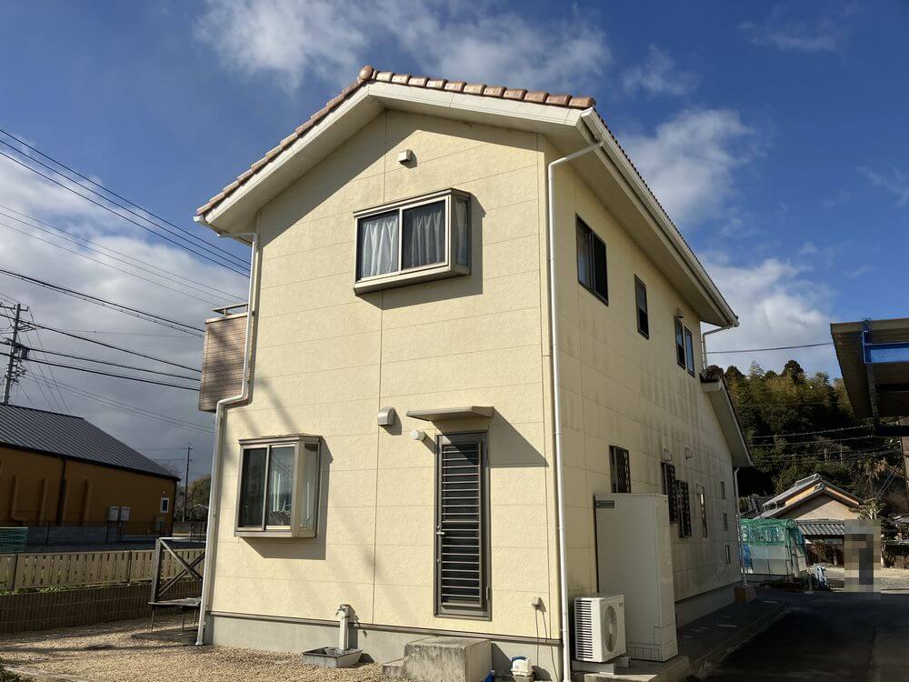 津市　外壁塗装　リペイント匠