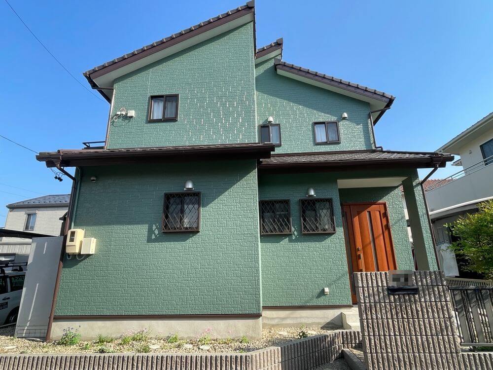 鈴鹿市の外壁塗装をリペイント匠が施工した写真