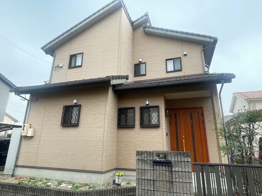 鈴鹿市の外壁塗装をリペイント匠が施工した写真