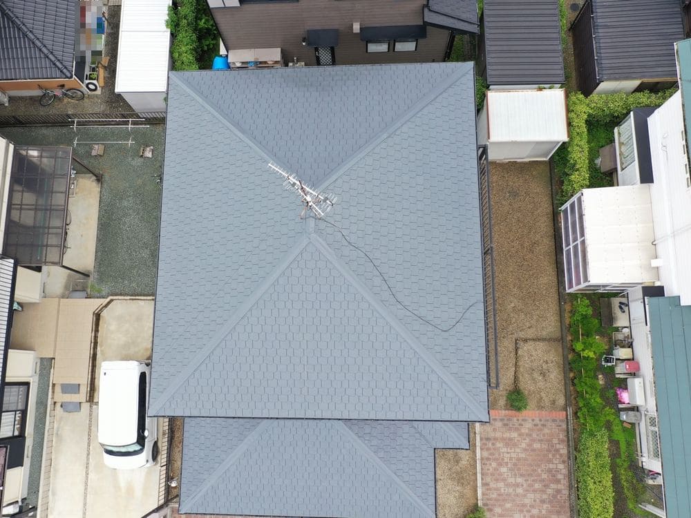 鈴鹿市岸岡町T様_施工後_屋根全体 鈴鹿市 外壁塗装 リペイント匠