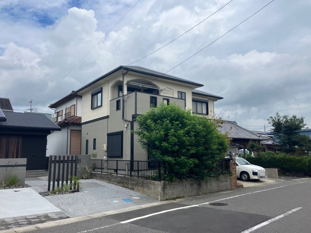 鈴鹿市三日市U様_施工後_外壁全体 (1) 鈴鹿市 外壁塗装 リペイント匠