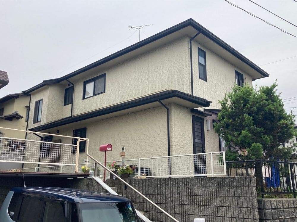 伊賀市桐が丘O様_施工前_外壁全体_外壁塗装 (2) 伊賀市 外壁塗装 リペイント匠