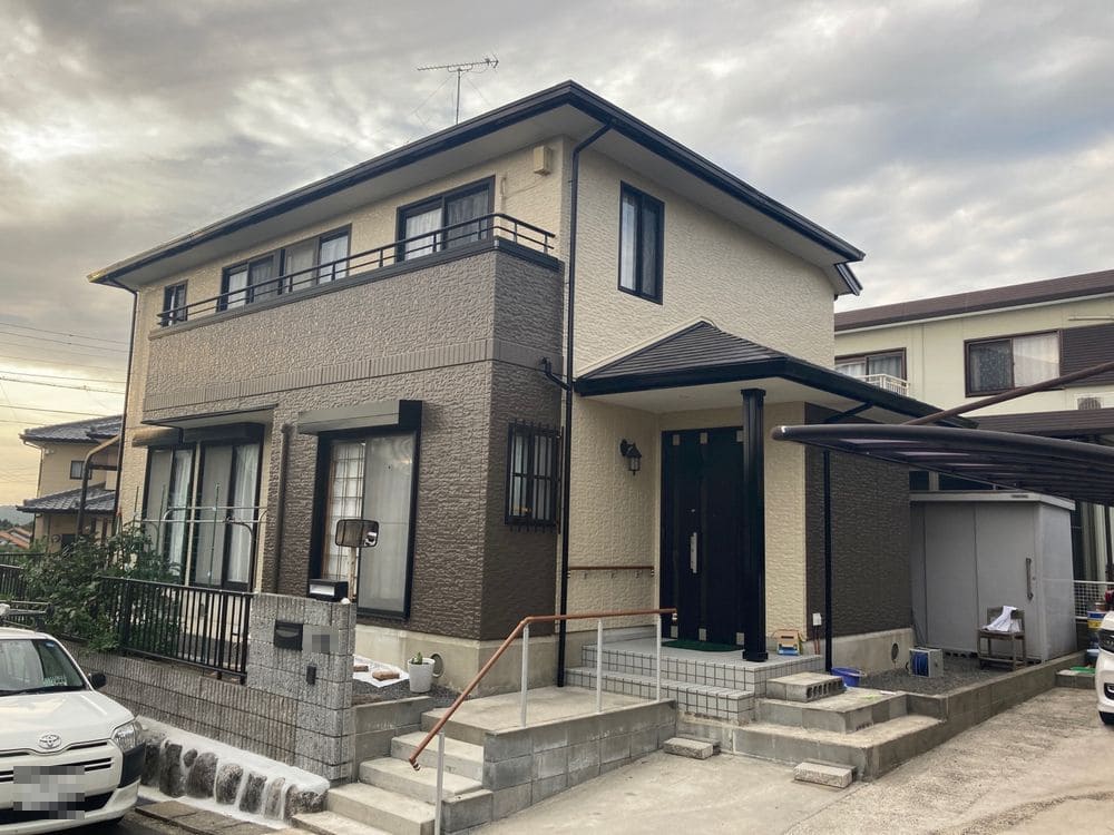伊賀市桐が丘O様_施工後_外壁全体_外壁塗装 (1) 伊賀市 外壁塗装 リペイント匠