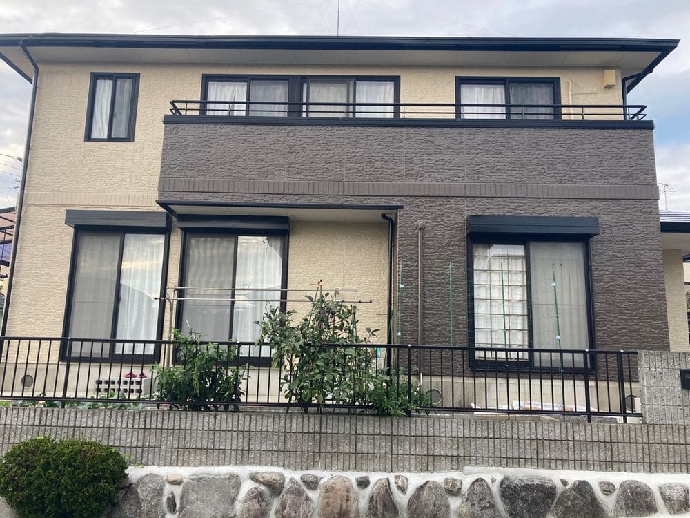 伊賀市桐が丘O様_施工後_外壁全体_外壁塗装 (2) 伊賀市 外壁塗装 リペイント匠