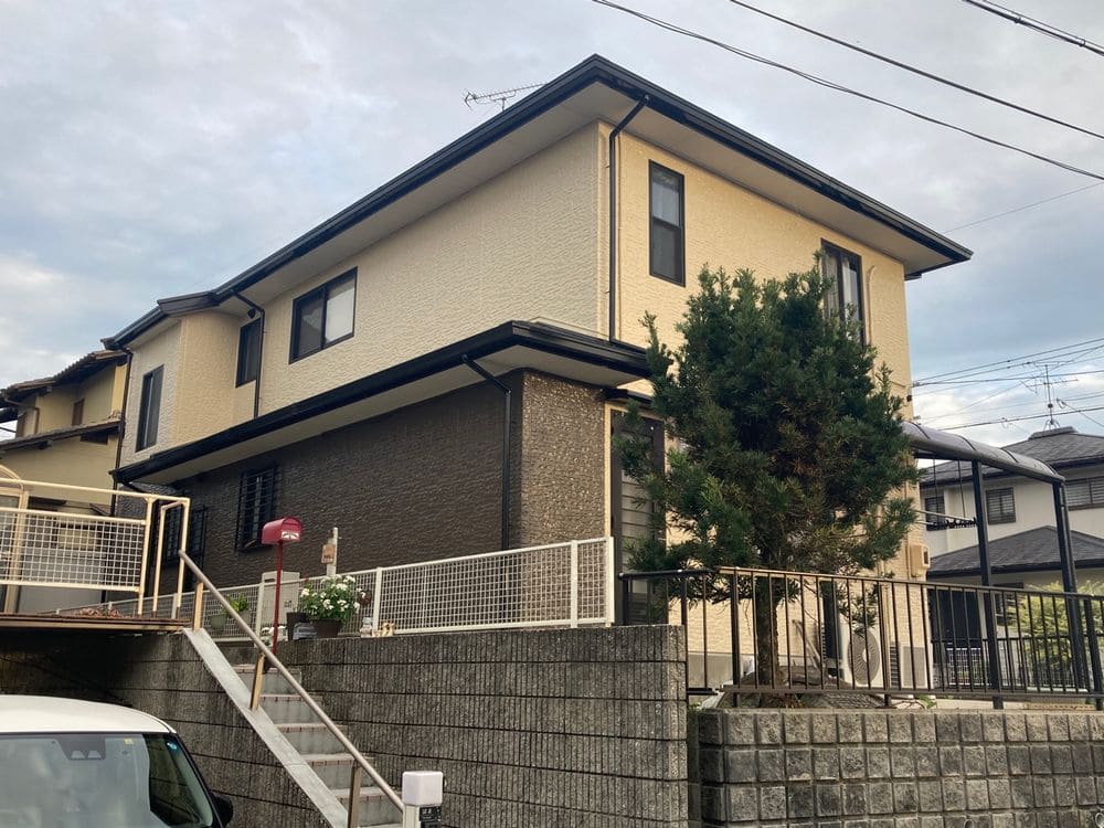 伊賀市桐が丘O様_施工後_外壁全体_外壁塗装 (3) 伊賀市 外壁塗装 リペイント匠