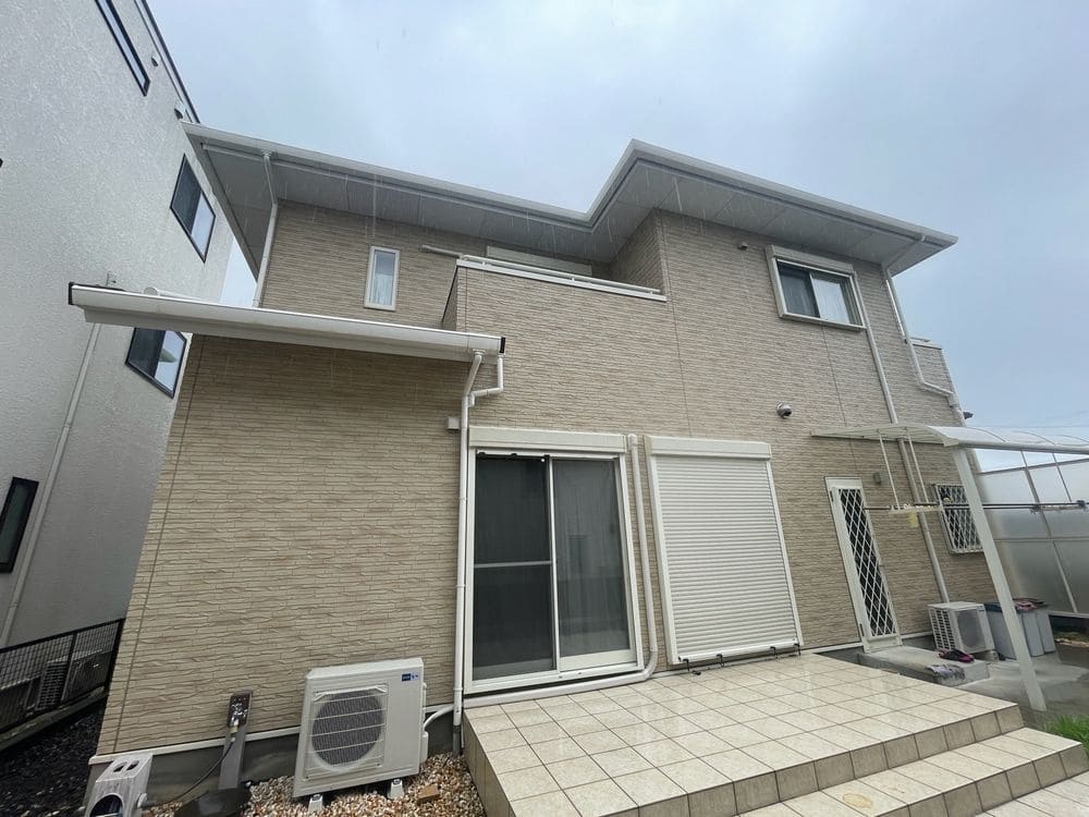 鈴鹿市江島町M様_施工前_外壁全体 (3) 鈴鹿市 外壁塗装 リペイント匠