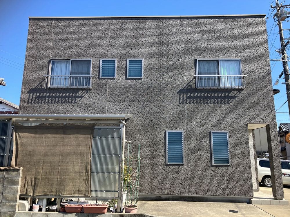 N様伊勢市_施工前_外壁全体 伊勢市 外壁塗装 リペイント匠