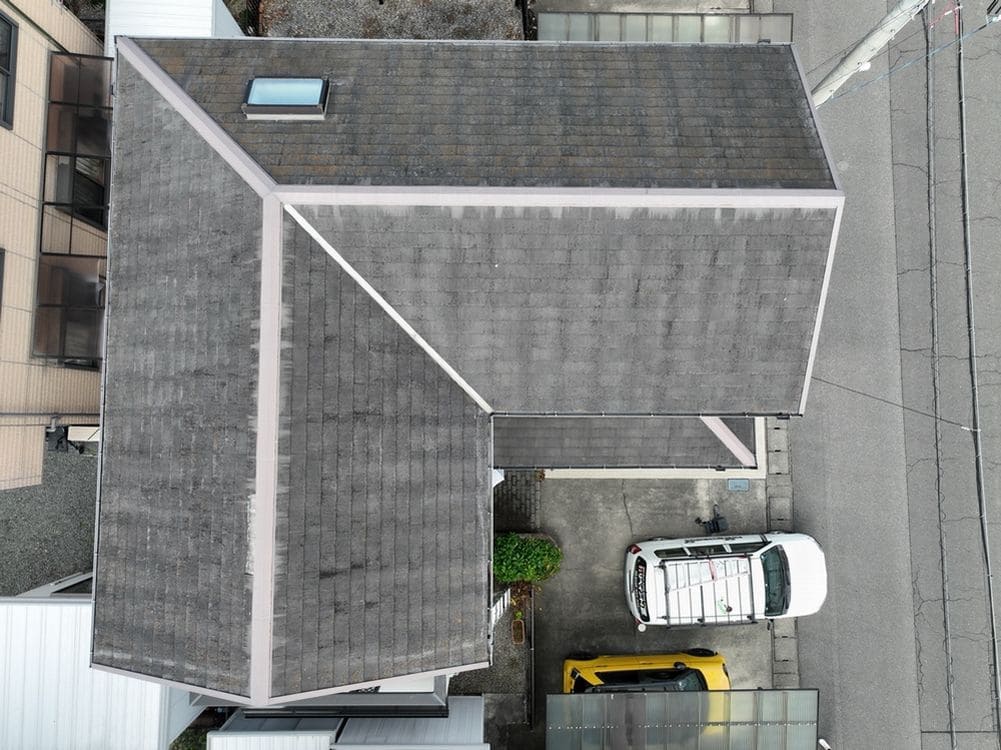鈴鹿市大池K様_施工前_屋根全体 鈴鹿市 外壁塗装 リペイント匠