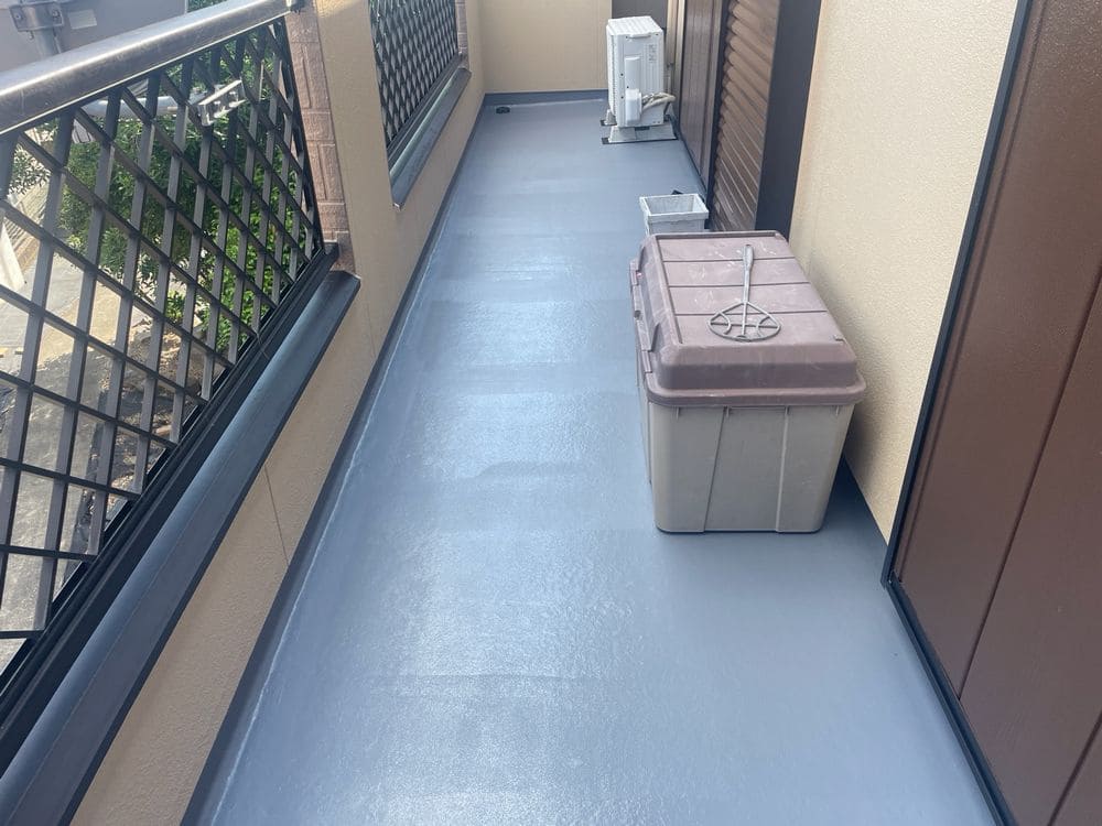 鈴鹿市O様_施工後_ベランダ 鈴鹿市 防水工事 リペイント匠