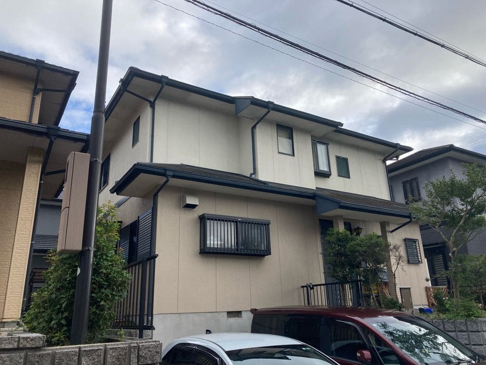 鈴鹿市M様_施工前_外壁全体 (2) 鈴鹿市 外壁塗装 リペイント匠