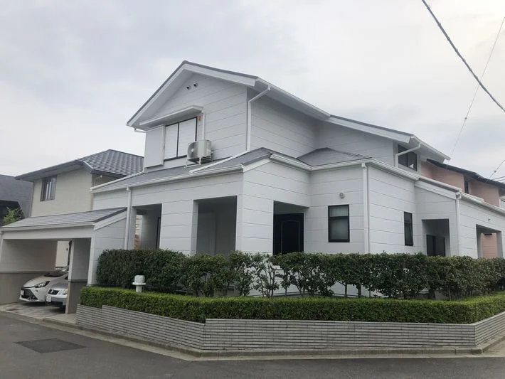 外壁塗装の人気色 グレー