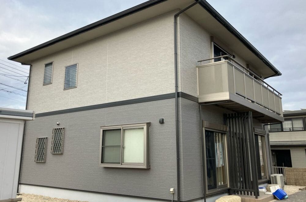 津市の外壁塗装をリペイント匠が施工した写真