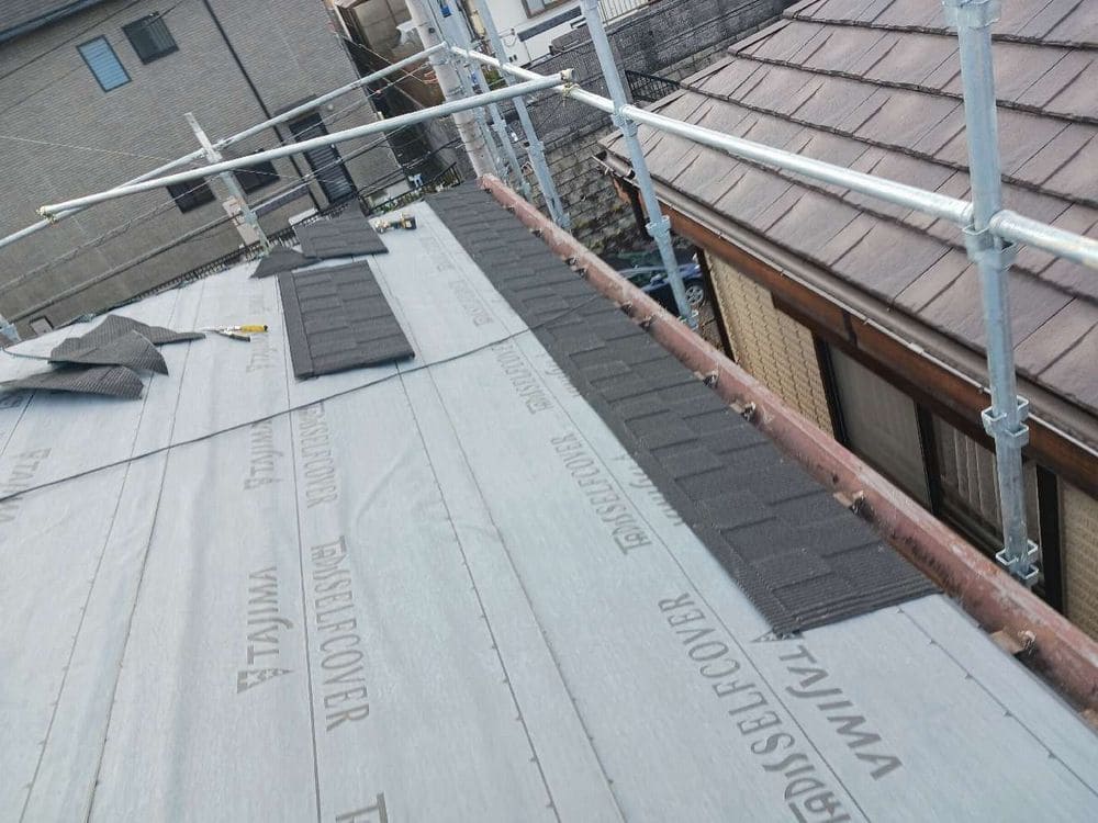 名張市の屋根工事をリペイント匠が施工した写真
