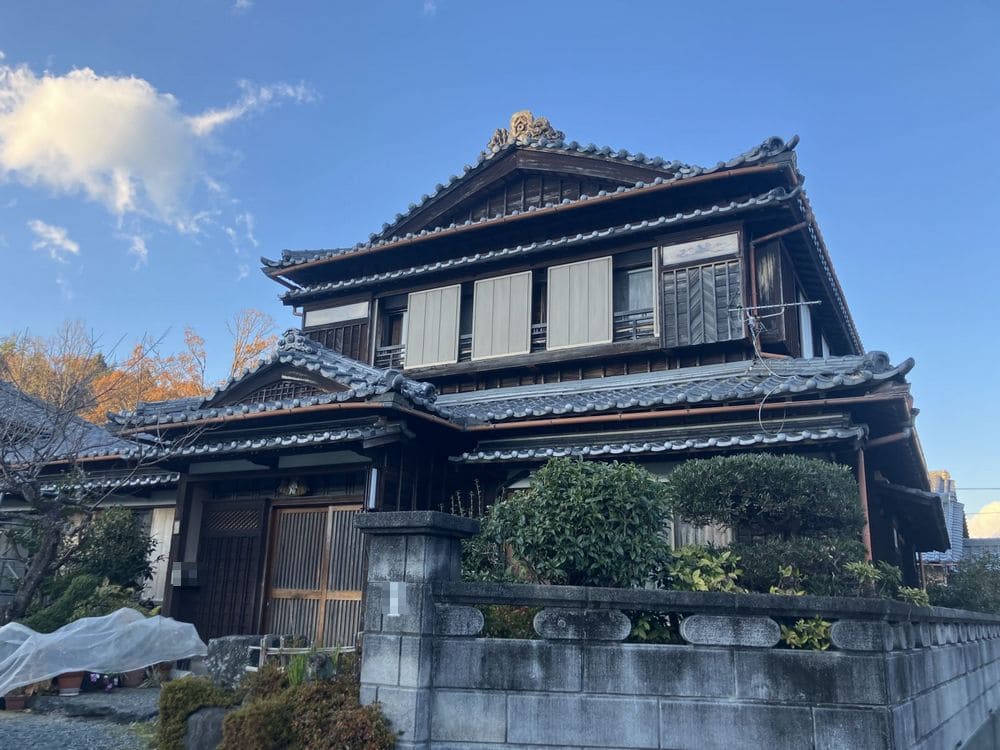 伊勢市の外壁塗装をリペイント匠が施工した写真