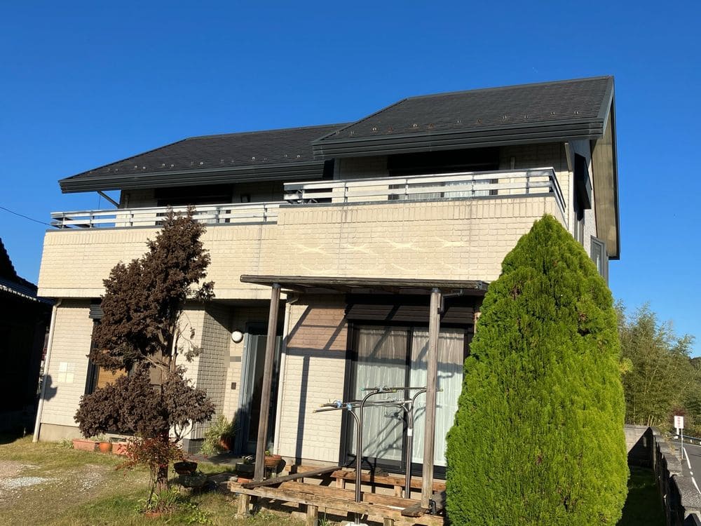 亀山市M様_施工前_外壁全体 (2) 亀山市 外壁塗装 リペイント匠