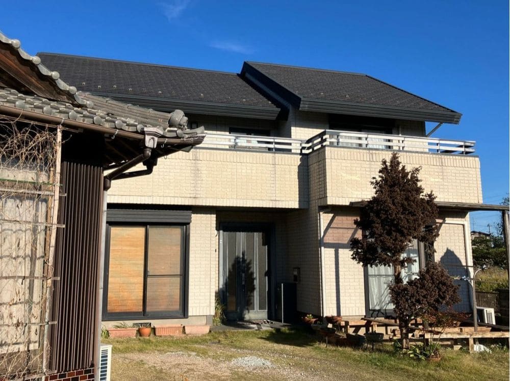 亀山市M様_施工前_外壁全体 亀山市 外壁塗装 リペイント匠