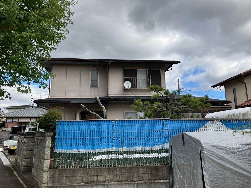 名張市の外壁塗装、屋根塗装をリペイント匠が施工した写真