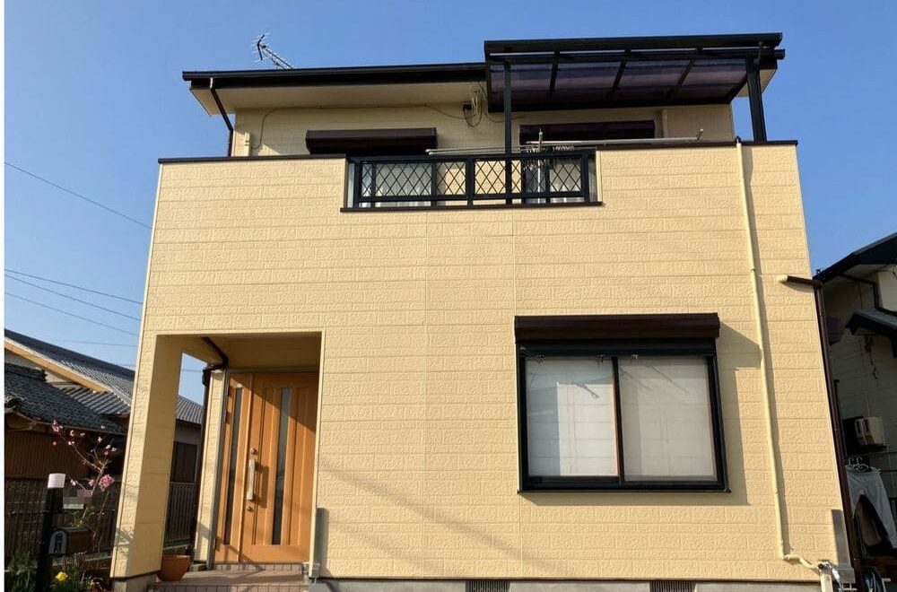 津市の外壁塗装、防水工事をリペイント匠が施工した写真
