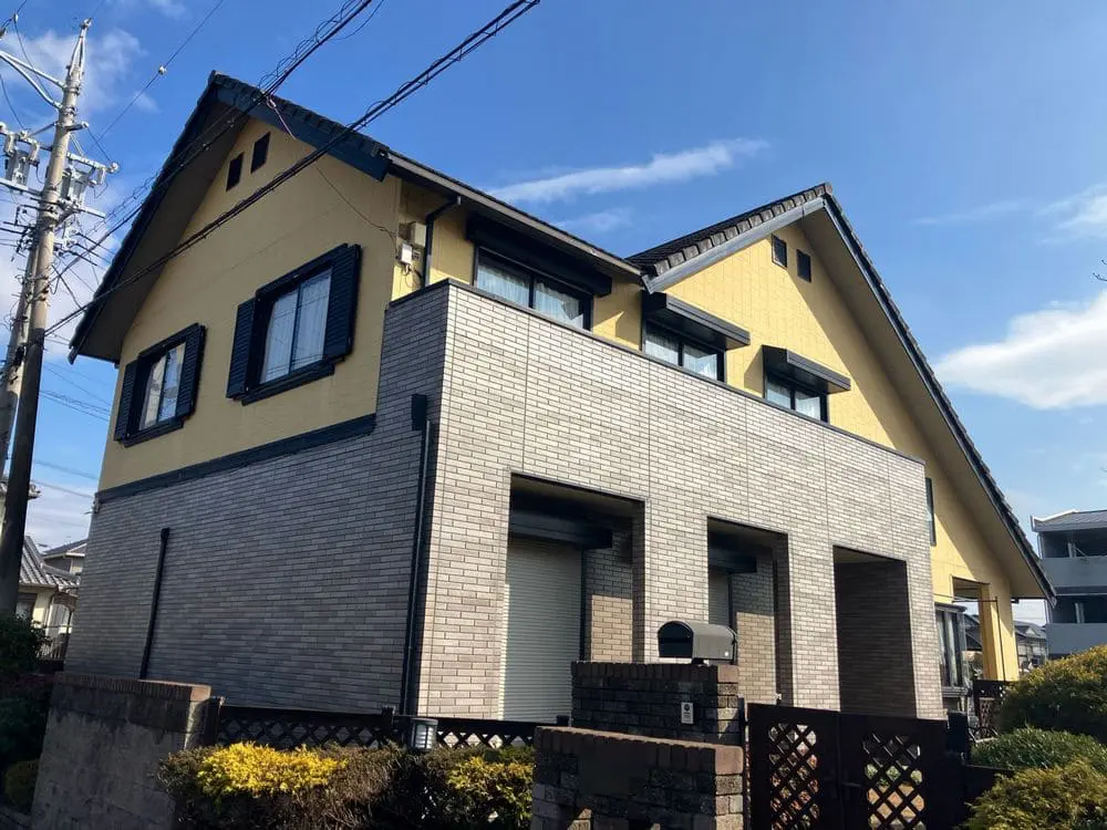 鈴鹿市の外壁塗装、屋根塗装をリペイント匠が施工した写真