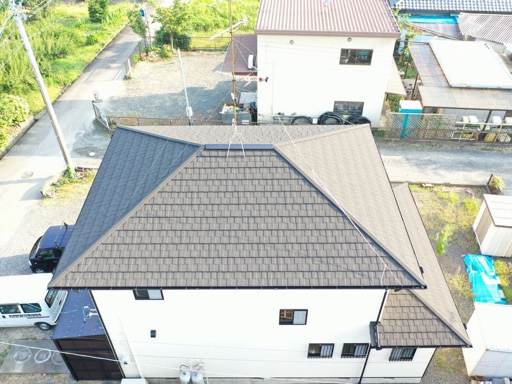 鈴鹿市の外壁塗装、屋根カバー工事をリペイント匠が施工した写真