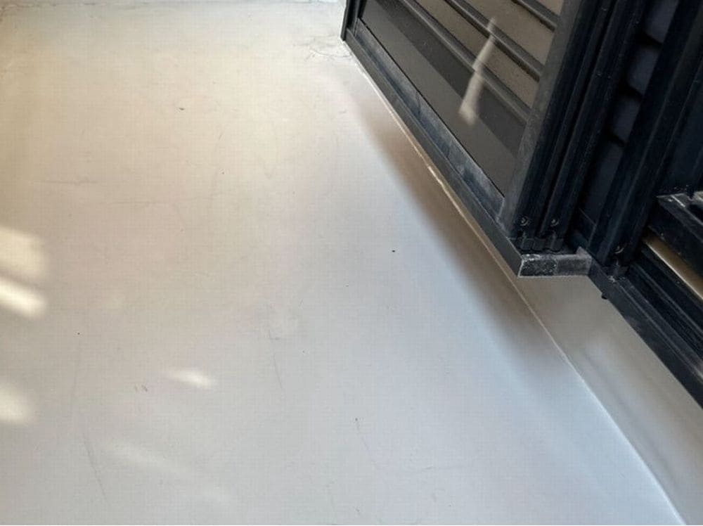 K様(津市)防水シート貼り 津市の防水工事をリペイント匠が施工した写真