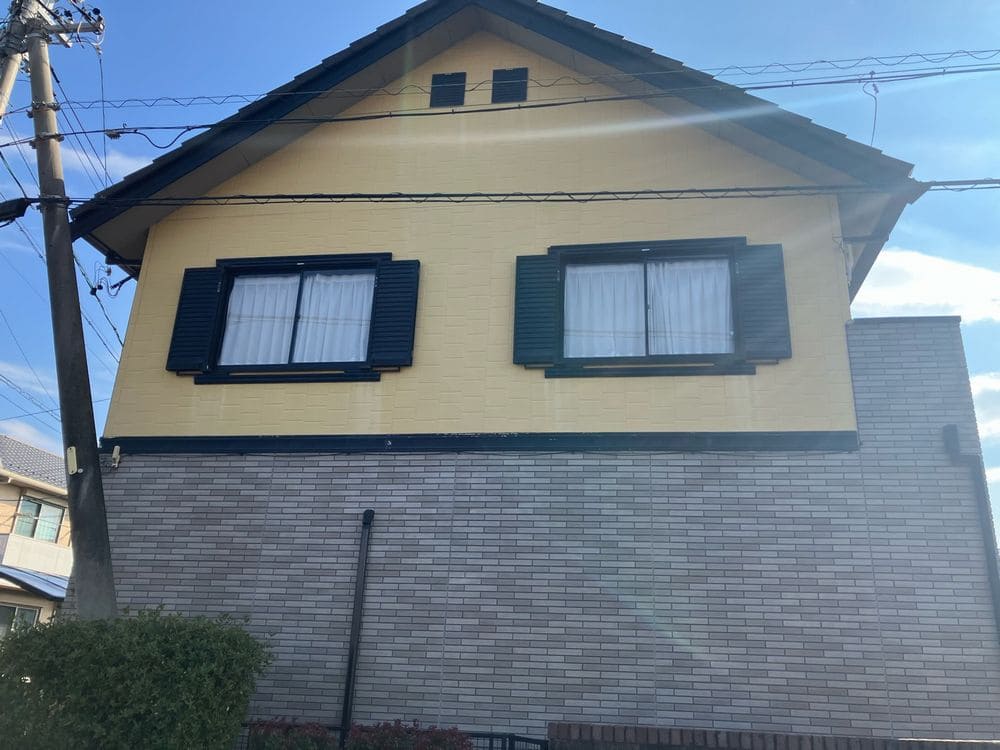 鈴鹿市の外壁塗装、屋根塗装をリペイント匠が施工した写真