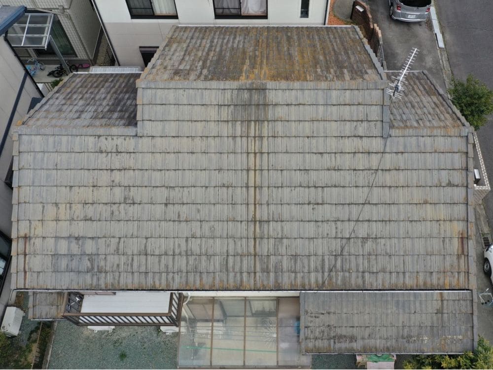 津市の屋根葺き替え工事をリペイント匠が施工した写真