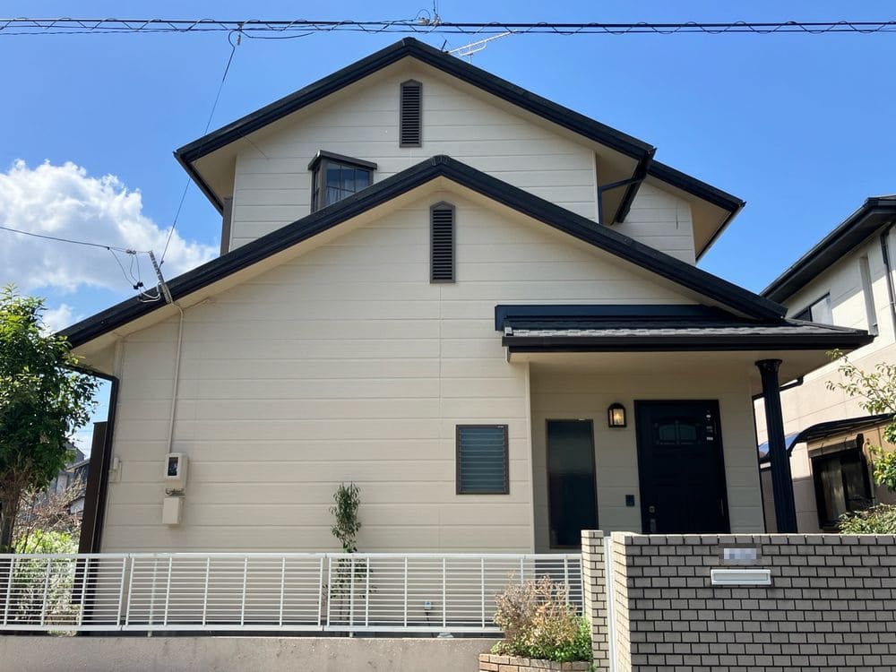 津市｜ナチュラル色で外壁塗装＆屋根工事｜理想通りの仕上がりに