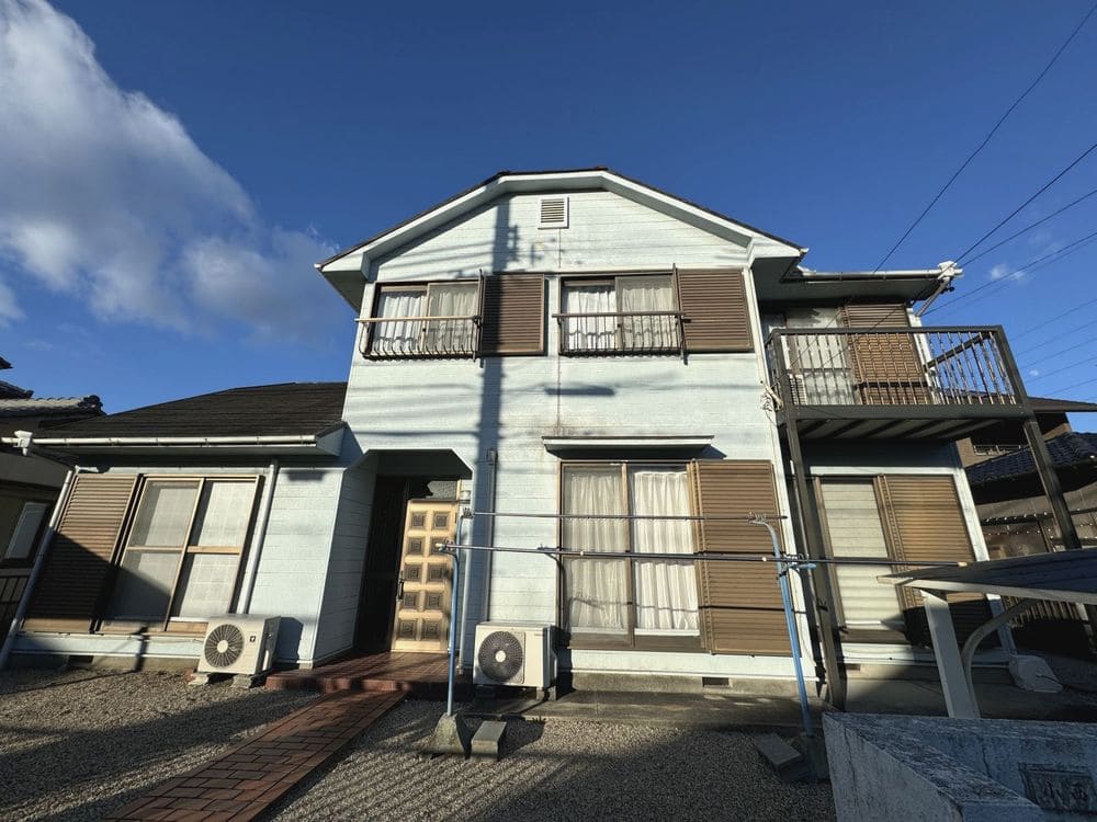 四日市市の外壁屋根塗装をした例　四日市市の外壁屋根塗装をリペイント匠が施工した写真