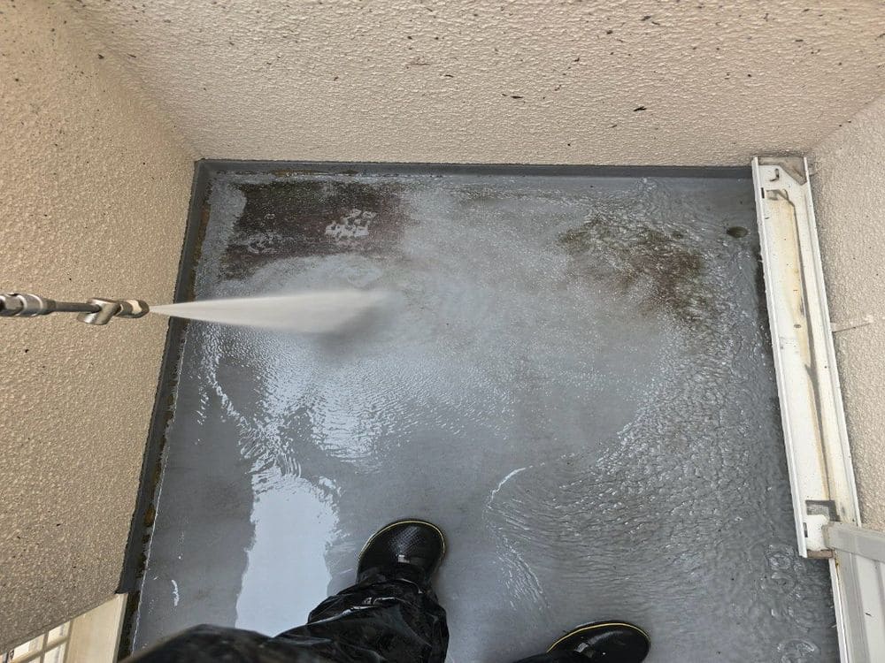 津市の防水工事をリペイント匠が施工した写真
