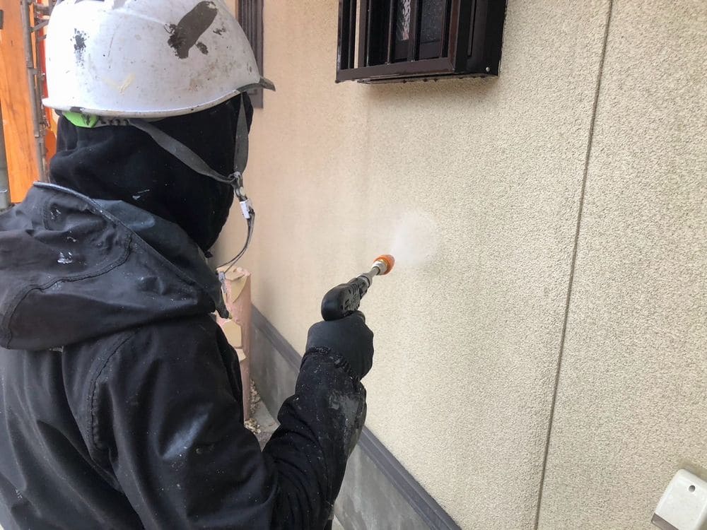 名張市の外壁塗装、屋根塗装をリペイント匠が施工した写真