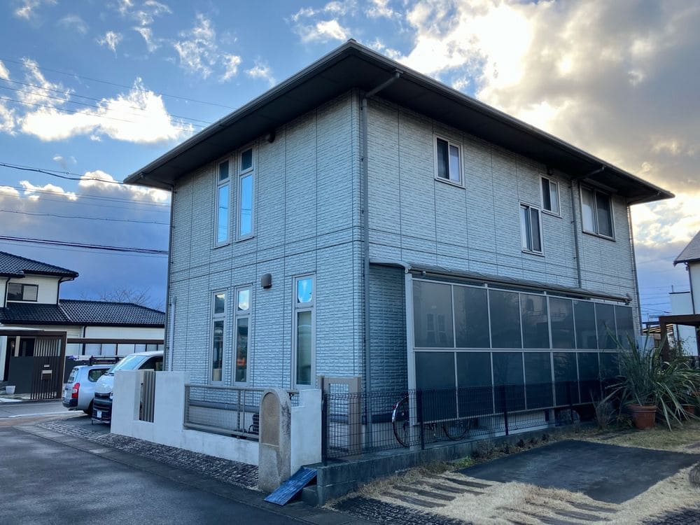 津市の外壁塗装、屋根塗装をリペイント匠が施工した写真