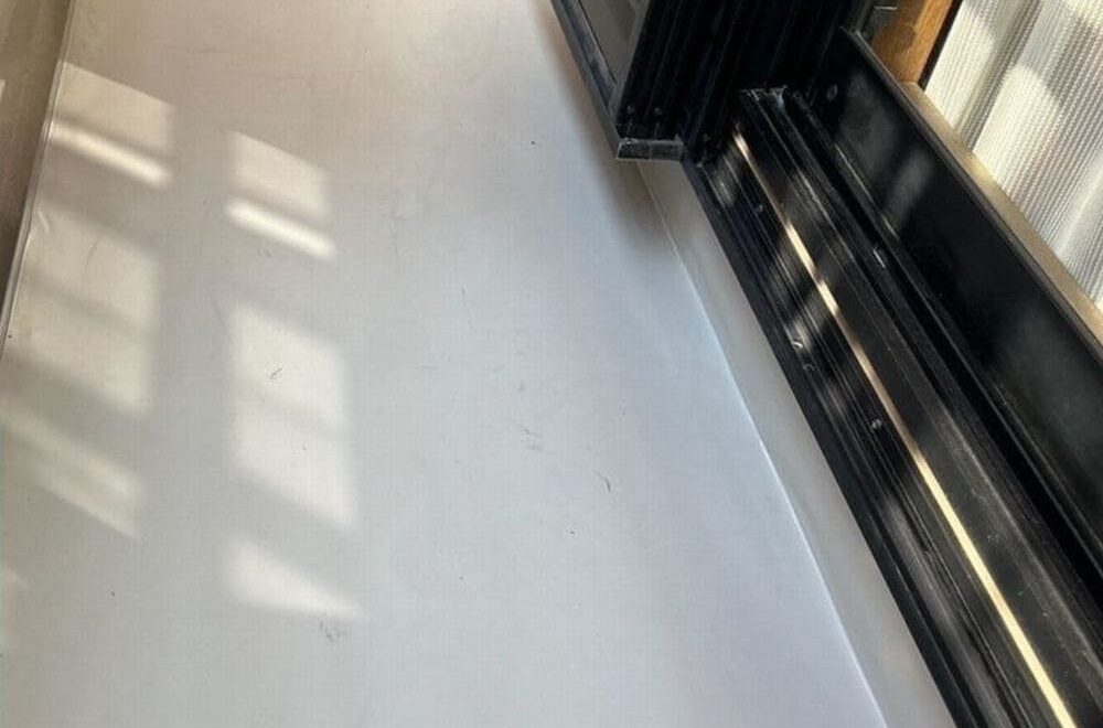 津市の防水工事をリペイント匠が施工した写真