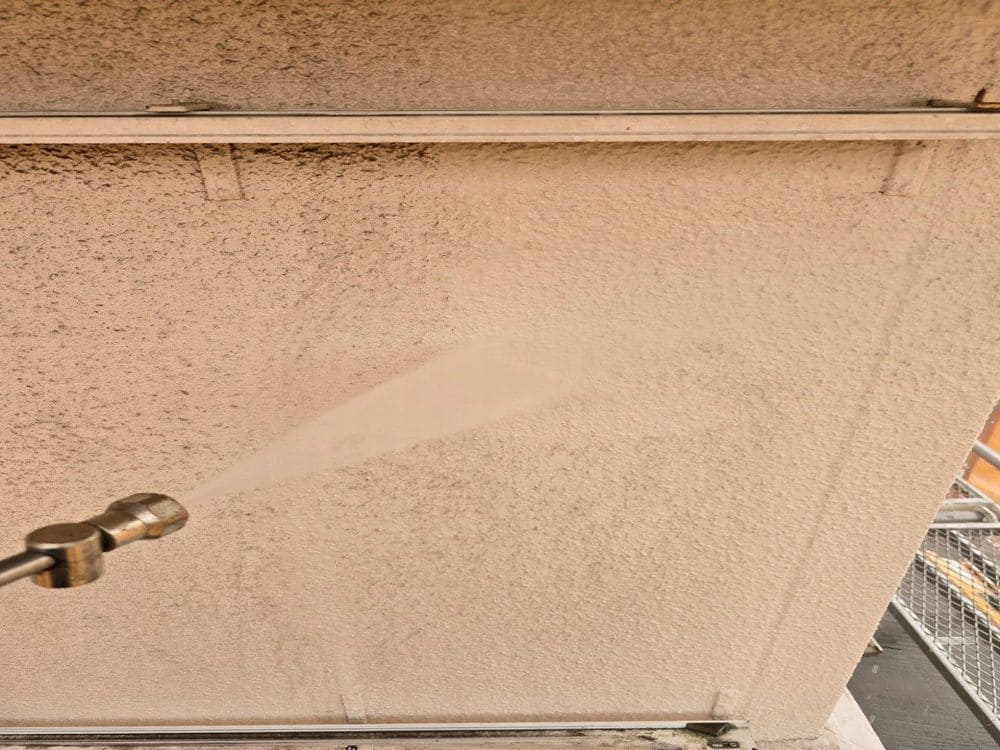 津市の外壁塗装、屋根塗装をリペイント匠が施工した写真