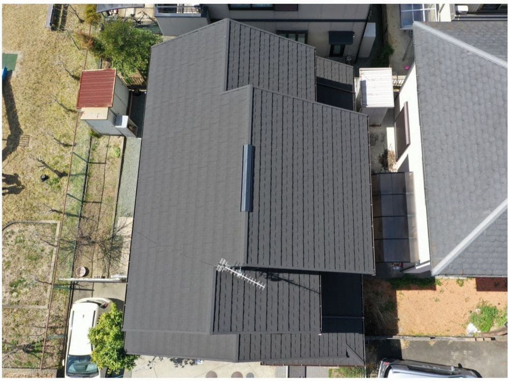 津市の外壁塗装、屋根工事をリペイント匠が施工した写真