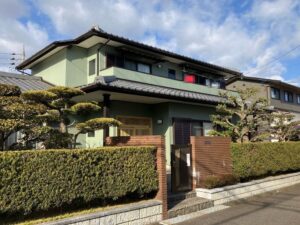 四日市市の外壁塗装をリペイント匠が施工した写真